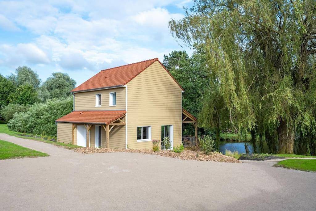Two-Bedroom House in Savy-Berlette, Région d'Arras