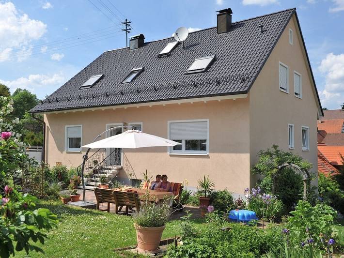 Ferienhaus für 4 Personen, mit Terrasse in Egloffstein