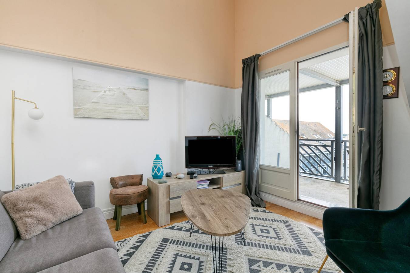 Ganze Wohnung, Ferienwohnung 'Appartement Face Mer Et Piscine' mit Meerblick, Gemeinschaftspool und Wlan in Le Croisic, Côte d'Amour