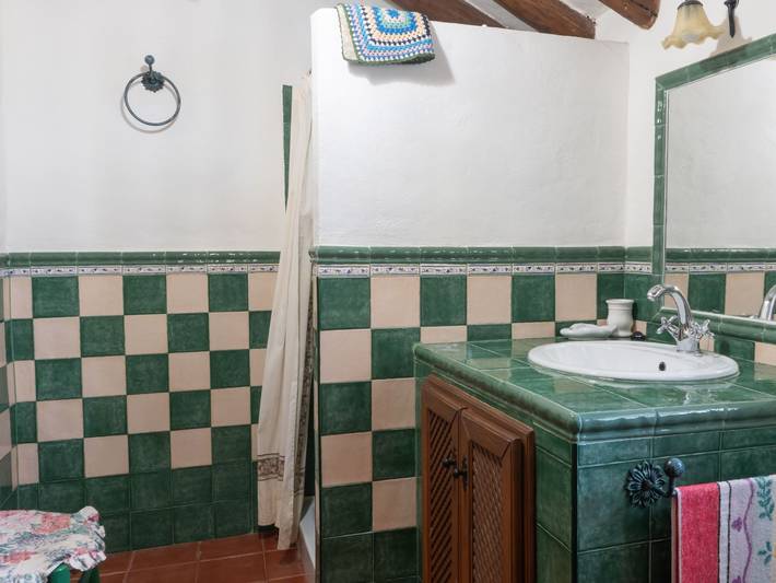 Casa rural para 10 personas, con Terraza y Jardín además de Piscina y Vistas en Cuevas del Becerro - 4