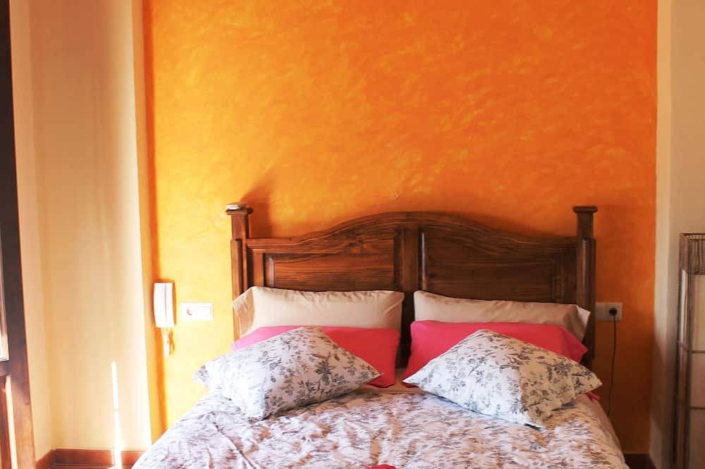 Beautiful restored house in central Alora with spectacular views from private in Álora, Málaga Province