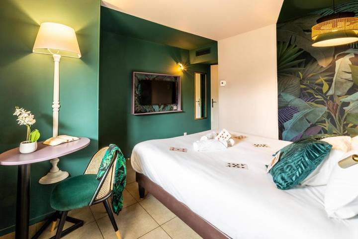 Hôtel pour 2 personnes, avec jardin et piscine à Terrasson-Lavilledieu - 3