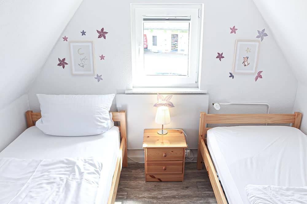 Haus Bergkrönchen mit Sauna in Langewiese, Winterberg