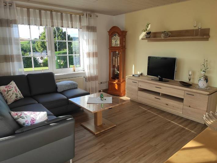 Ganze Ferienwohnung, 2-Bett-Ferienwohnung Dusche/Wc, 1 Schlafraum in Saxler, Vulkaneifel