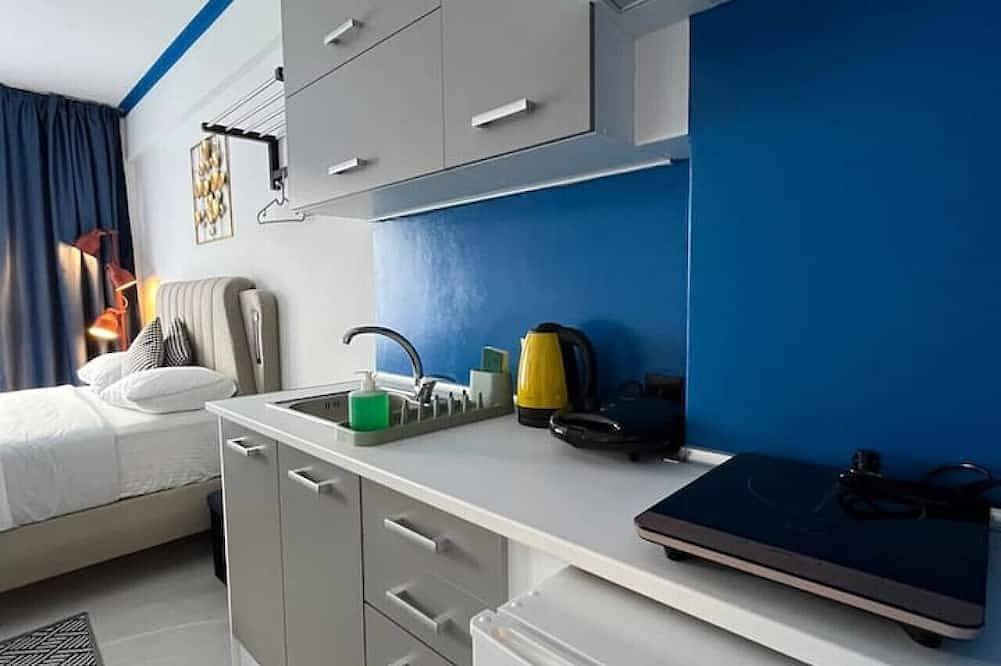 Entire apartment, Voulis 45 Plaka Suite in Central Section of Athens, Athens