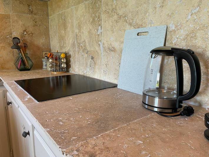 Location de vacances pour 7 personnes, avec terrasse ainsi que jacuzzi et jardin, animaux acceptés à Jarnac - 3