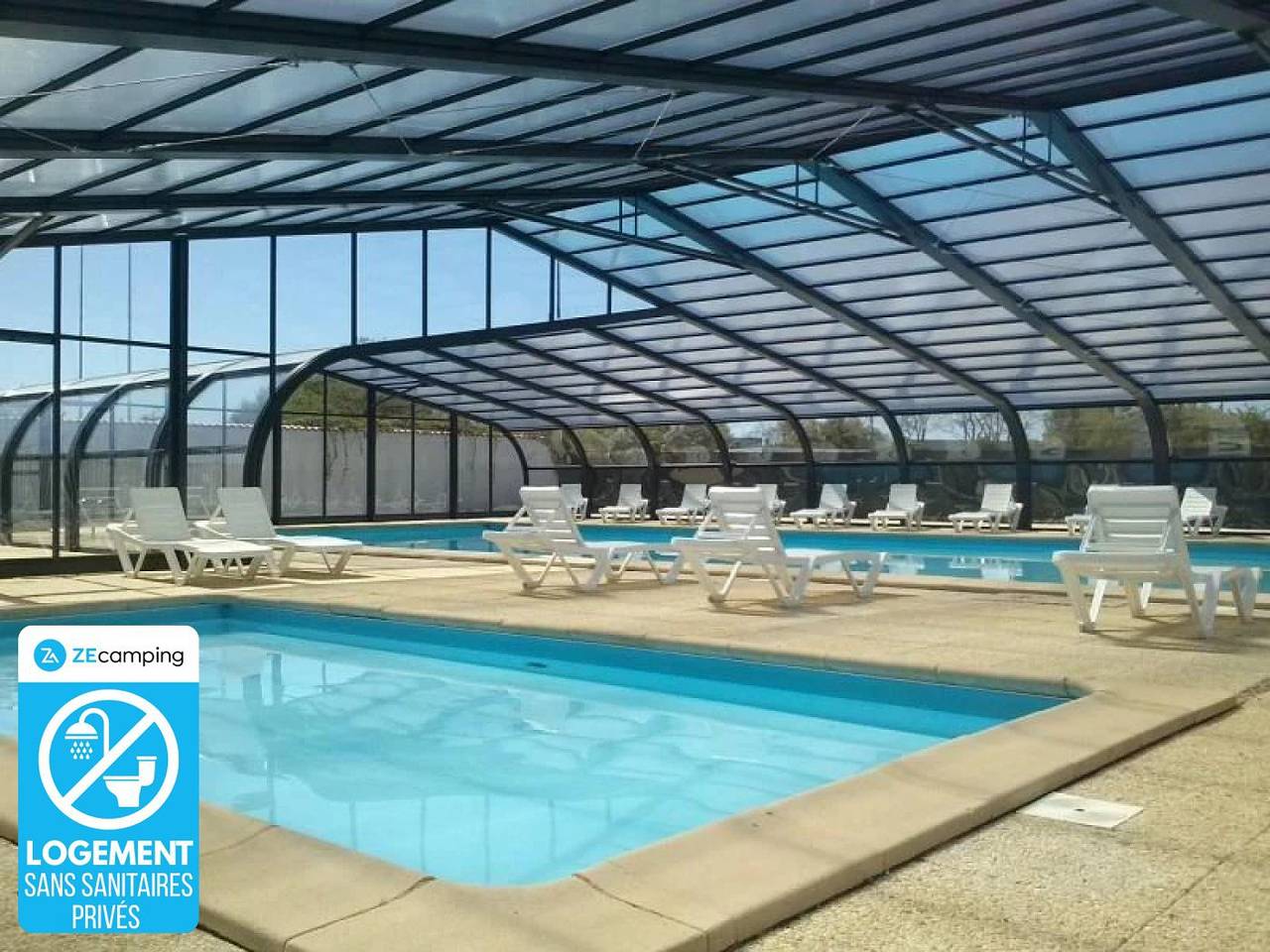 Zecamping 3 étoiles familial piscine couverte jacuzzi sauna tente Bbq in Talmont-Saint-Hilaire, Vendée