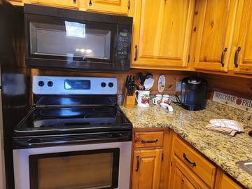 Barn for 13 Guests in Great Smoky Mountains National Park, Tennessee, Picture 1