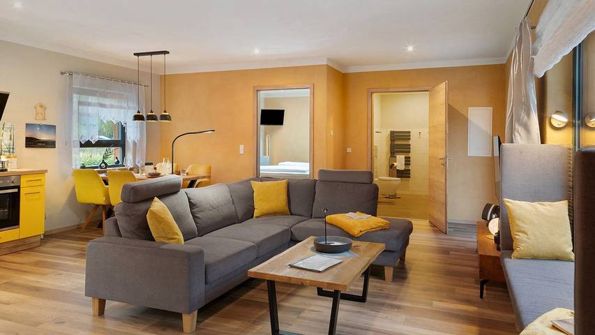 Ferienhaus für 4 Personen, mit Seeblick und Garten in Havelland