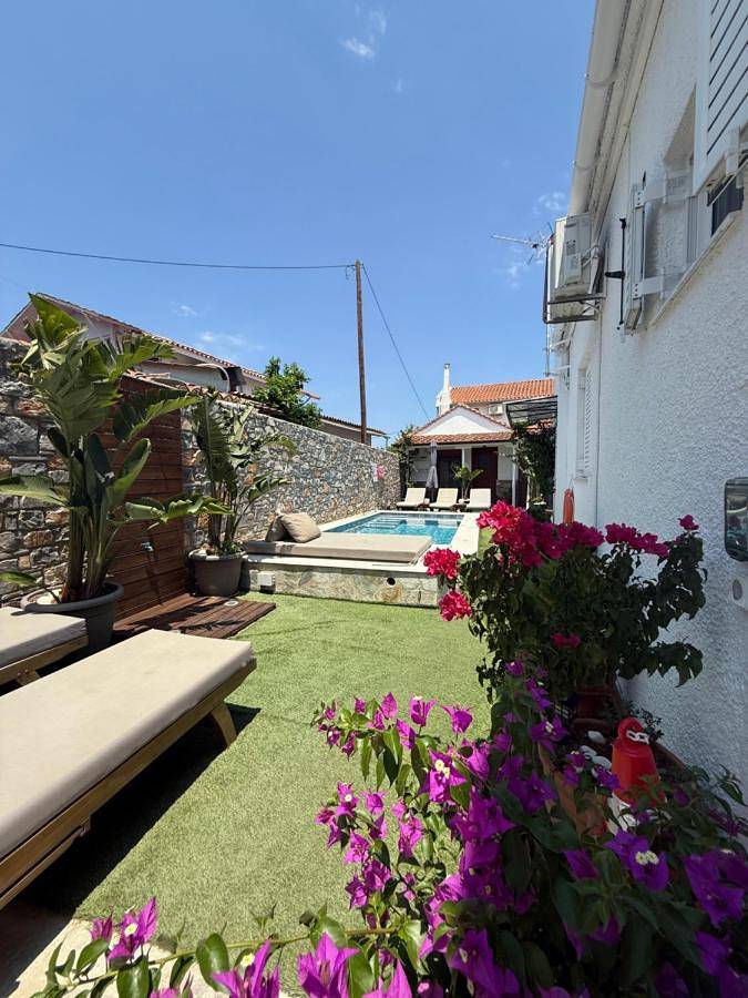 Gîte pour 4 personnes, avec piscine et terrasse dans Skiathos - 4