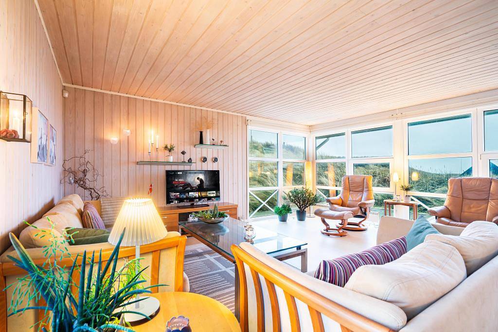 Ferienhaus mit Panoramablick, direkt an der Nordsee in Henne, Varde