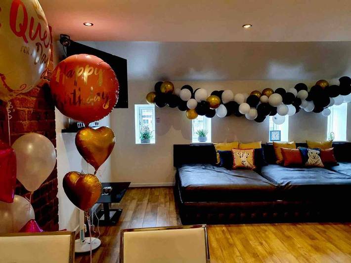 Apartment for 22 people, with balcony in Liverpool