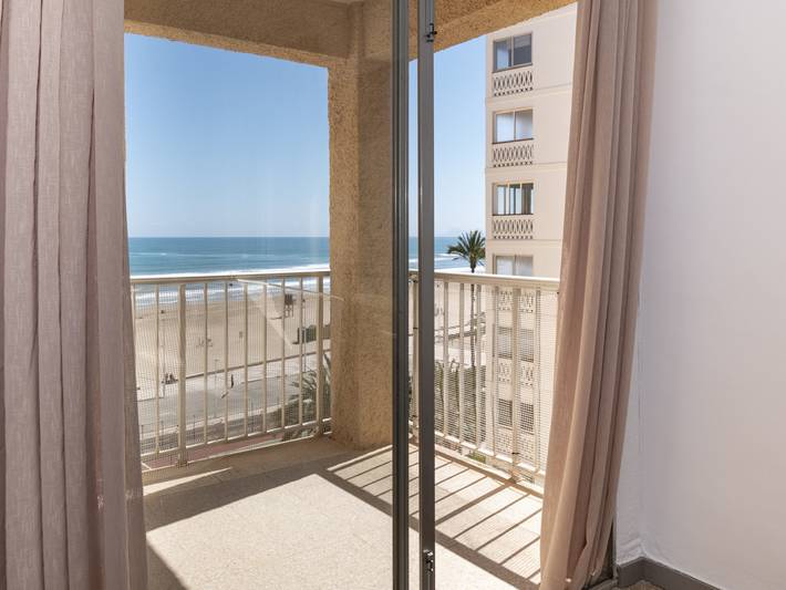 Ganze Wohnung, Meerblick-Apartment mit Terrasse in Cullera in Platja de Sant Antoni (Cullera), Cullera