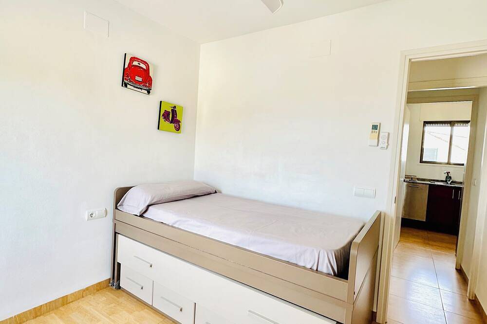 Entire apartment, Studio flat in a chalet in Vandellòs i l'Hospitalet de l'Infant, Costa Dorada
