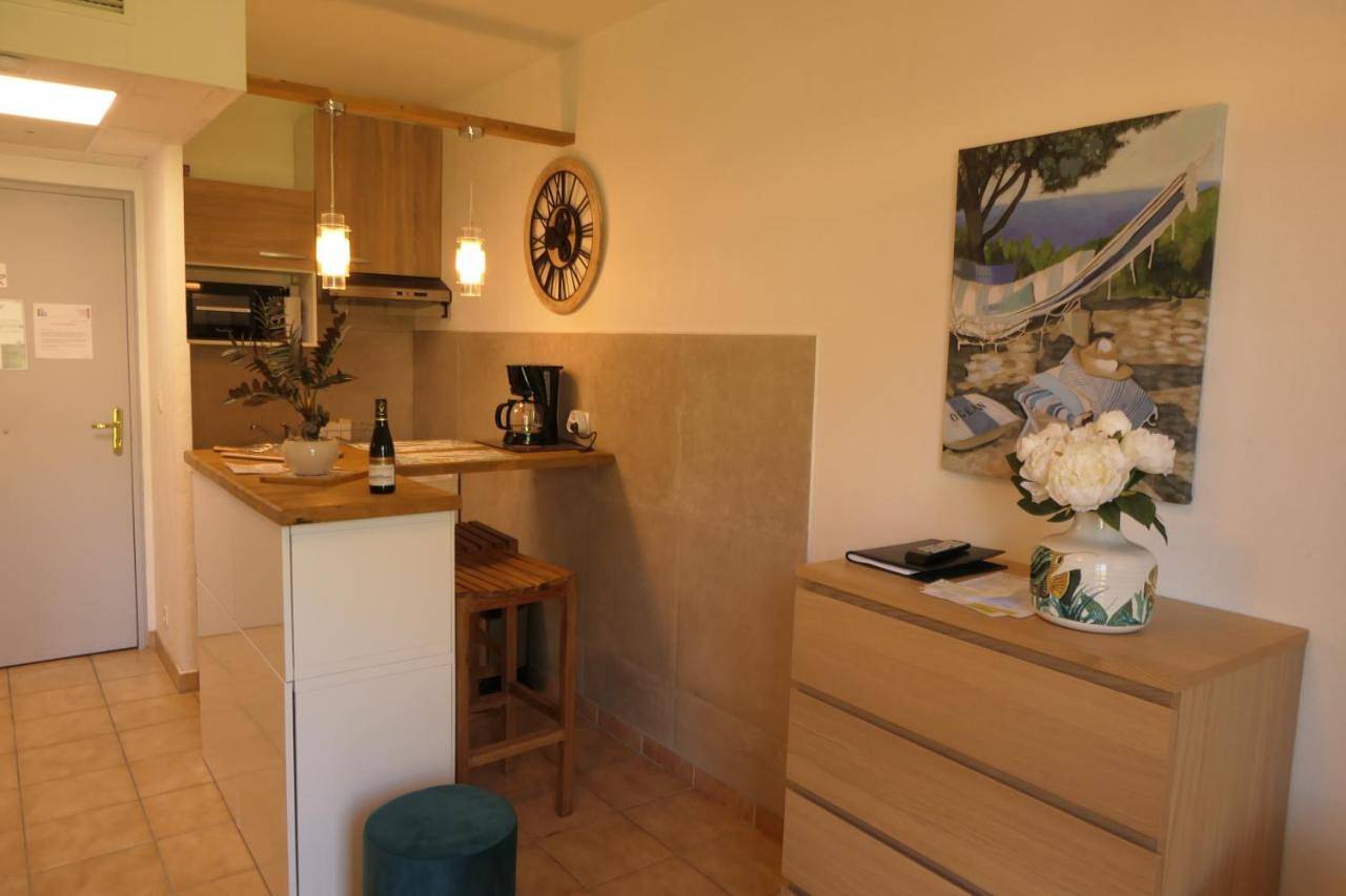 Appartement entier, Studio meublé face au golf in Mouans-Sartoux, Côte méditerranéenne (France)