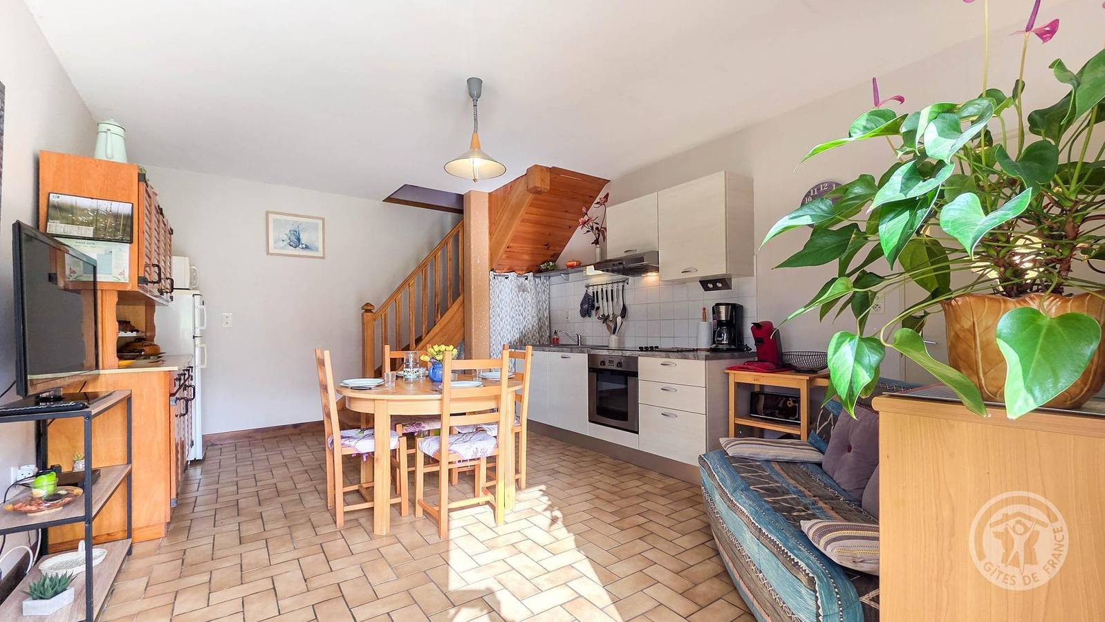 Gîte voor 4 personen met balkon/terras in Arcizac-ez-Angles, Hautes-Pyreneeën