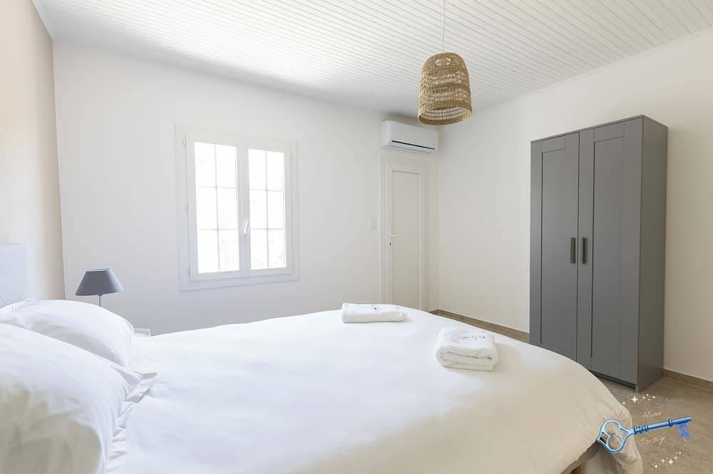L’Écrin de Provence – Villa 8 personnes avec piscine in Entraigues-sur-la-Sorgue, Vaucluse