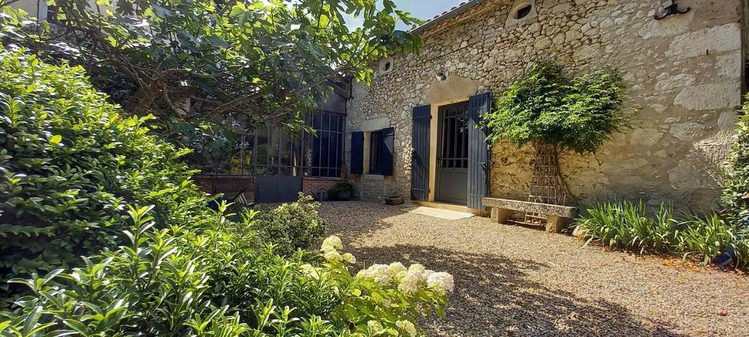 Maison d’hôte pour 2 personnes, avec terrasse et jardin
