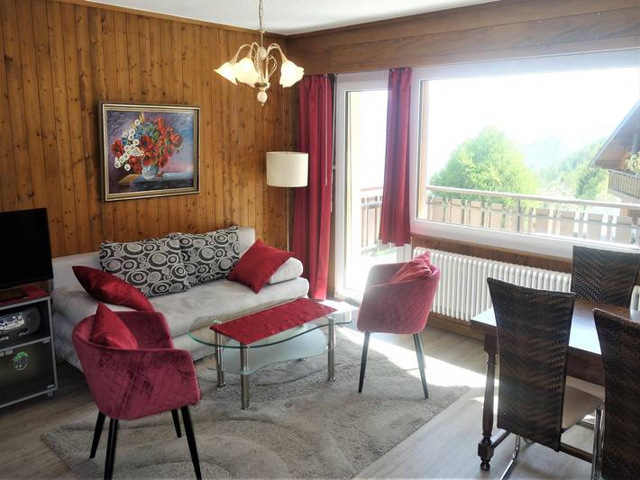 Vakantiewoning voor 5 personen, met zwembad en balkon in Veysonnaz