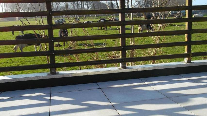 Chambre d’hôte pour 2 personnes, avec jardin ainsi que vue et terrasse à Les Loges - 2