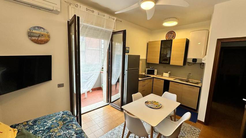 Gîte pour 4 personnes, avec balcon à Marinella di Sarzana - 2