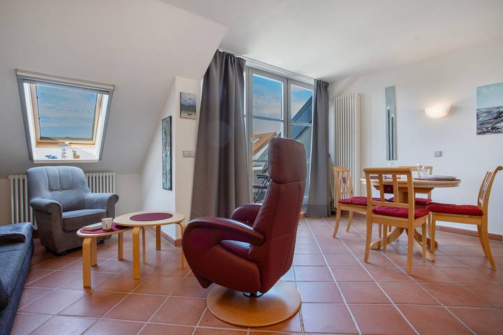 Entire apartment, Apartment "Seeadler" – Balcony with View of the Achterwasser in Dewichow, Mellenthin
