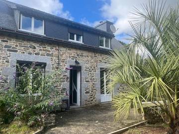 Gîte pour 11 personnes, avec jardin dans Tressignaux