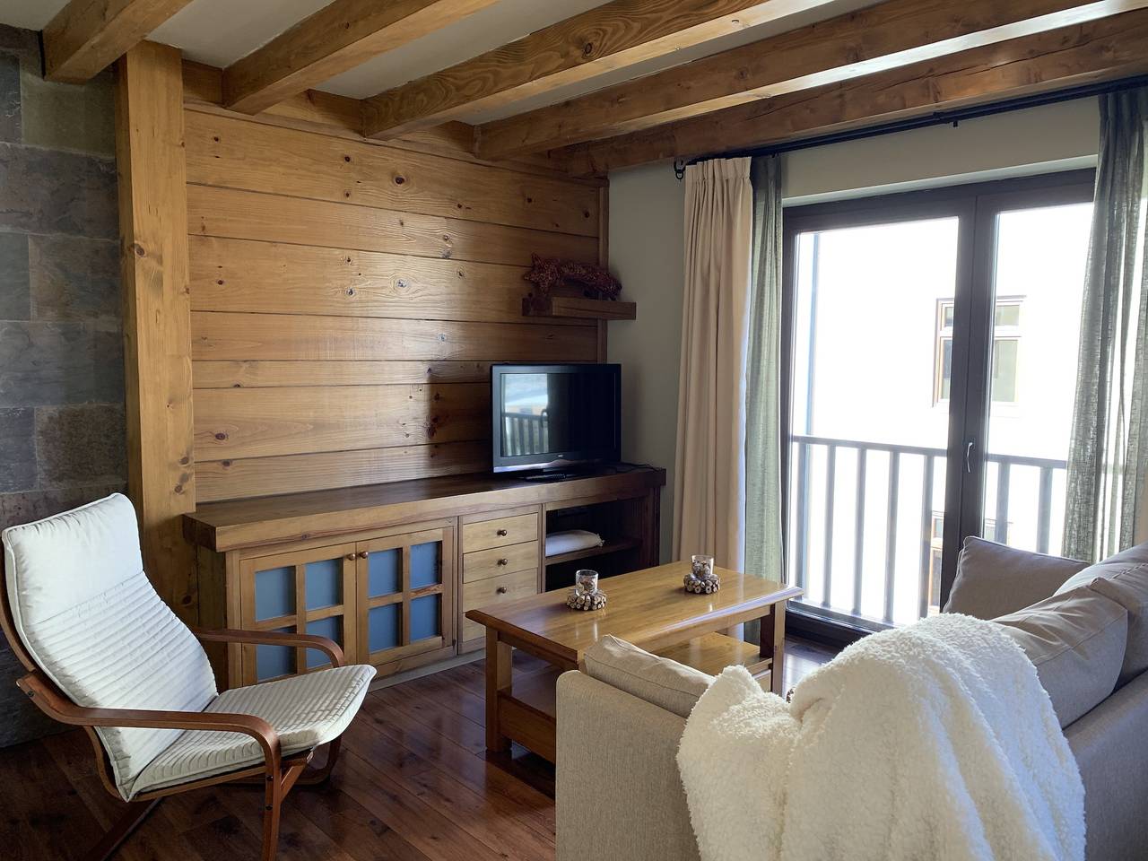 Entire apartment, 2 Bedroom Apartment In La Molina in La Molina, Alp