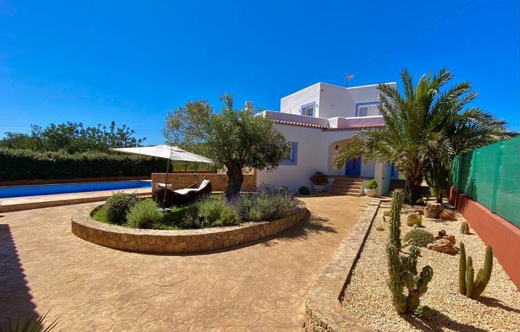 Casa rural para 8 personas, con Balcón y Terraza además de Jardín y Piscina en Sant Jordi de ses Salines - 2