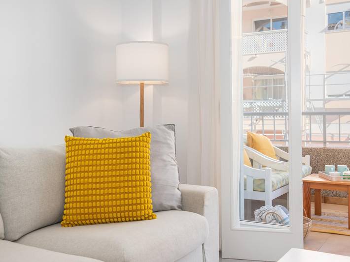 Ferienwohnung für 4 Personen, mit Balkon/Terrasse in Colònia de Sant Jordi - 2