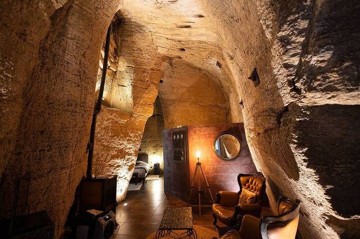 Maison de vacances pour 2 personnes, avec jacuzzi à Doué-la-Fontaine