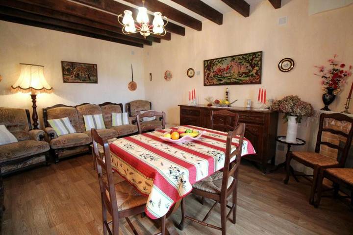 Location de vacances pour 6 personnes, avec jardin à Augne - 4