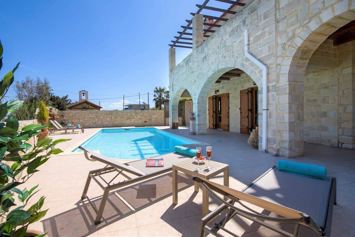 Villa für 7 Personen mit Garten in Tavronitis, Chania und Umgebung
