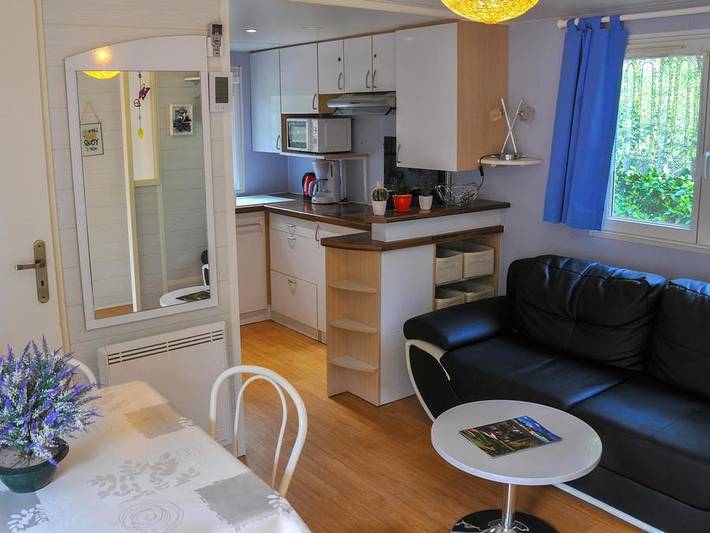 Camping Résidentiel La Pinède - Mobilheim 4 personen - Savanah Confort -2 Schlafzimmer 30m²- *Klima, Terrasse, Tv*. in Castelnau-de-Guers, Mittelmeerküste (Frankreich)