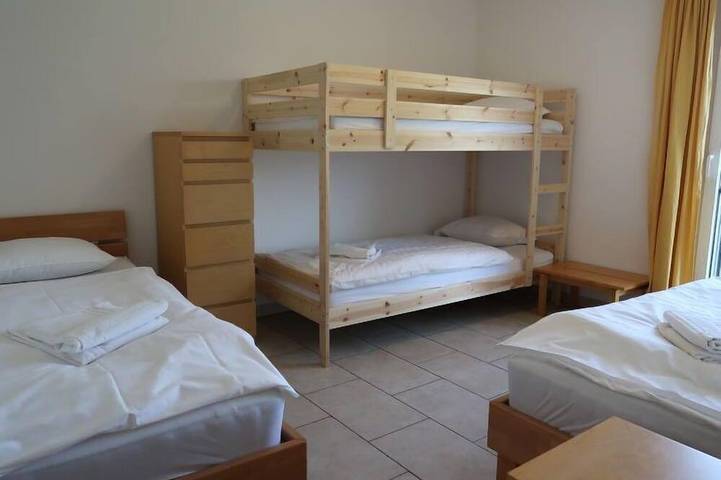 Gîte pour 8 personnes, avec Balcon à Port-Valais - 3