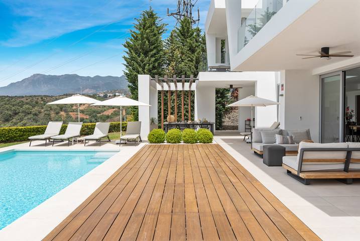 Chalet para 8 personas, con terraza además de jardín y jacuzzi en Provincia de Málaga - 2