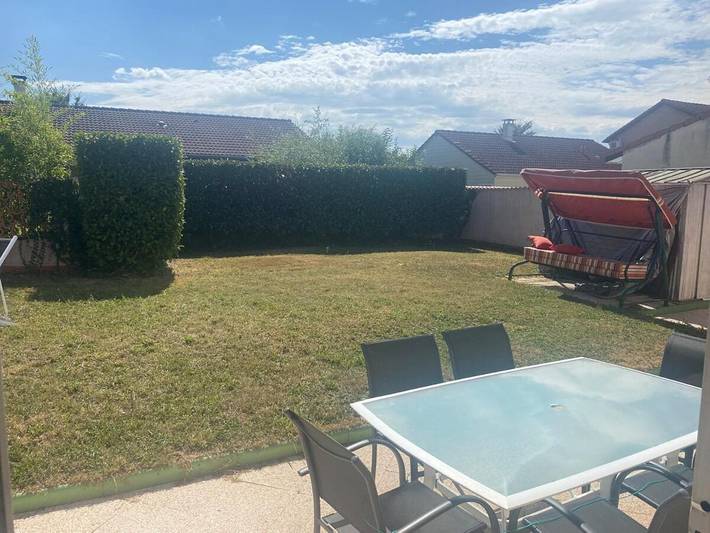 Location de vacances pour 4 personnes, avec jardin et terrasse à Mions - 3