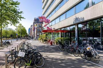 Hôtel pour 2 personnes, avec terrasse ainsi que jacuzzi et sauna, animaux acceptés à Amsterdam
