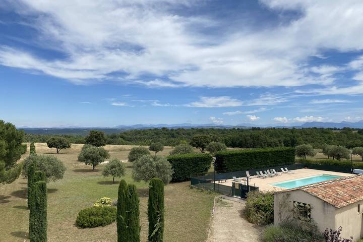Gîte pour 6 personnes, avec jardin et piscine, adapté aux familles à Brunet (Alpes-de-Haute-Provence) - 4
