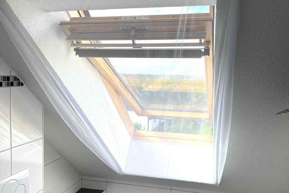 Ganze Wohnung, Komf. mod. Ferienwohnung mit Sitzecke im Garten Nähe Steinhuder Meer in Hagenburg, Landkreis Schaumburg