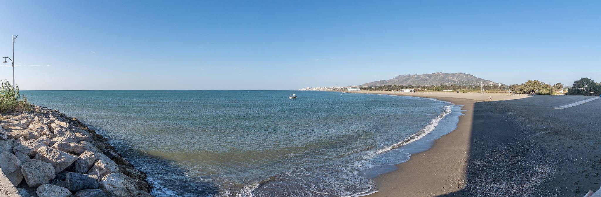 Appartement entier, S H Hesperides´s garden beach D in Churriana, Malaga