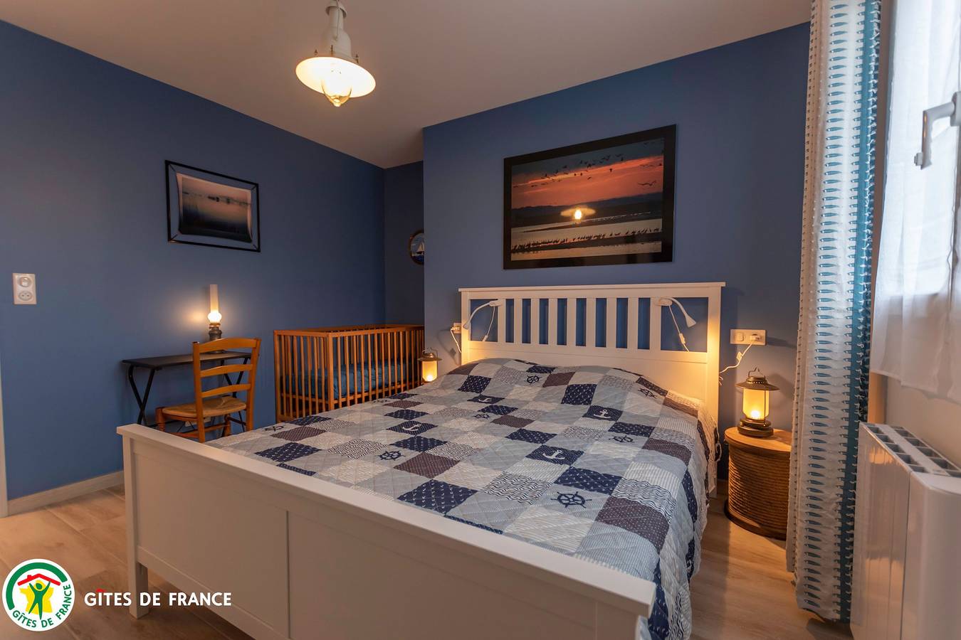 La Maison Bleue in Giffaumont-Champaubert, Lac de Der-Chantecoq