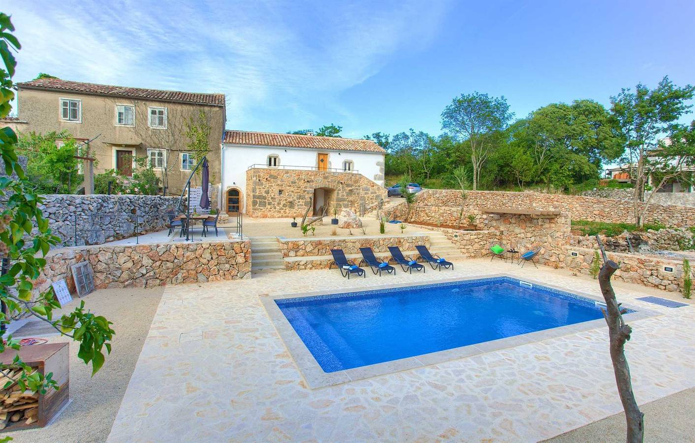 Hermosa Villa Mayo con piscina in Dobrinj, Krk (isla)