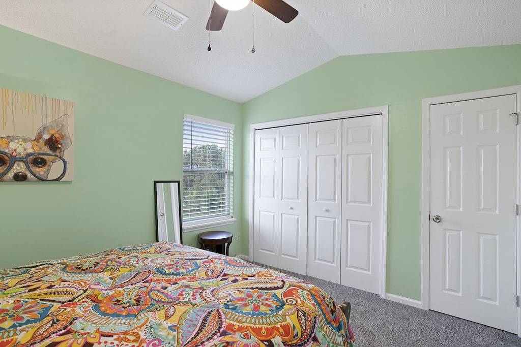 Adorable Townhome with Water Views in Jacksonville (NC), Camp Lejeune