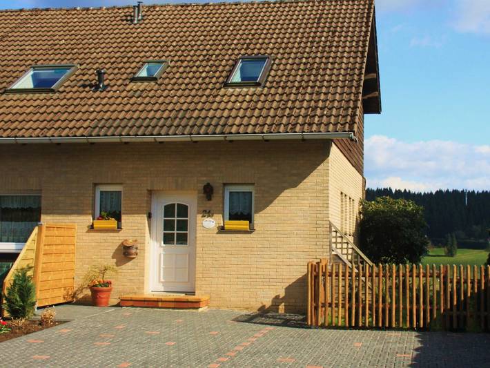 Ferienhaus für 6 Personen, mit Balkon und Terrasse sowie Garten in Clausthal-Zellerfeld
