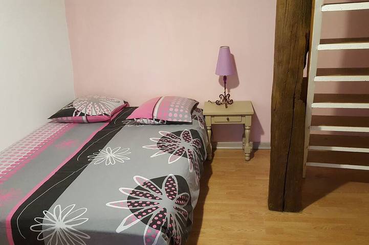 Location de vacances pour 8 personnes, avec terrasse à Saint-Mélany - 4