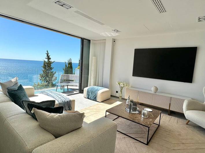Villa pour 8 personnes, avec jacuzzi ainsi que sauna et balcon à Roquebrune-Cap-Martin - 2