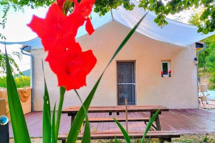 Gîte pour 6 personnes, avec jardin