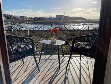 Ferienwohnung für 2 Personen, mit Ausblick und Seeblick sowie Balkon in Waren (Müritz)