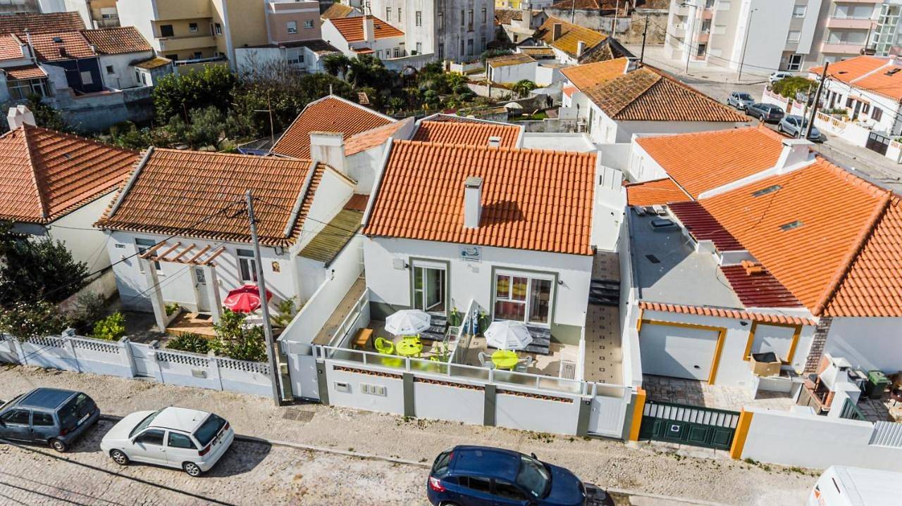 Casa do Bairro by Cosycasa Praia Peniche in Peniche, Leiria distrito